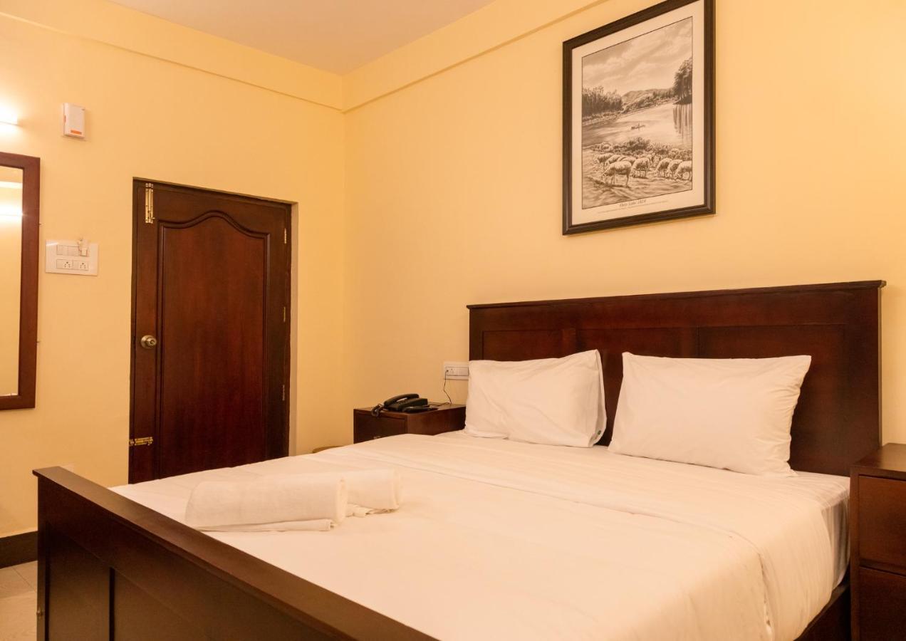 Aakash Rooms&Cottages, Ooty Exteriör bild